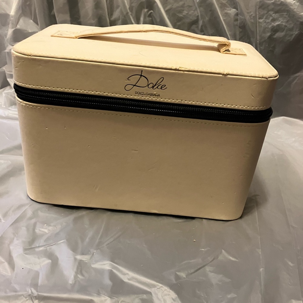 Dolce & Gabbana White Leather Box